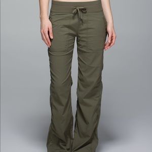 EUC Lululemon Studio pant II unlined size 8 reg.